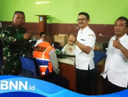 Disdukcapil Garut Jemput Bola, Warga Suka Jaya Kini Mudah Urus e-KTP dan Akta Kelahiran